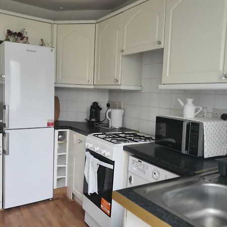 Grey Double Bedroom 런던 외부 사진